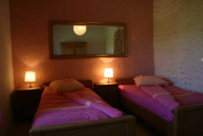 Auberge La Plaine Chabrillan Экстерьер фото