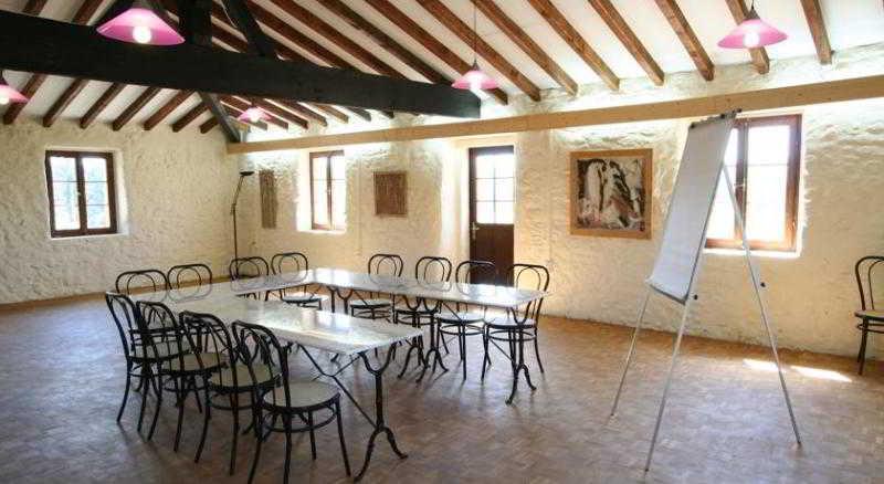 Auberge La Plaine Chabrillan Экстерьер фото